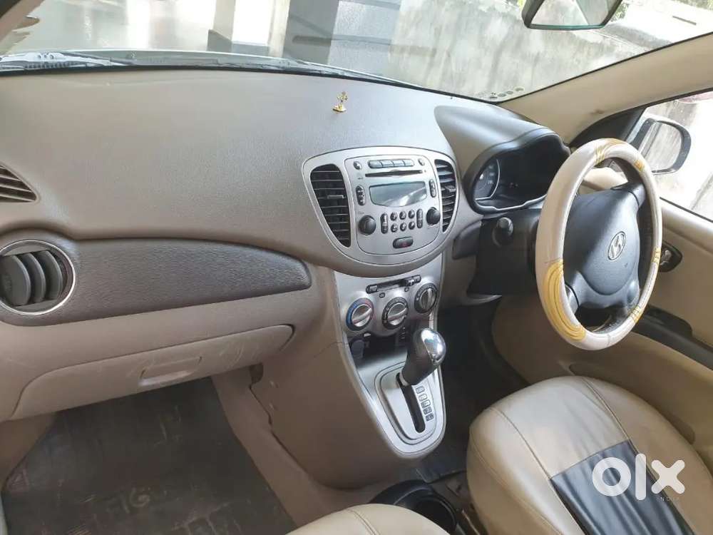 Hyundai I10 Sportz 2011
