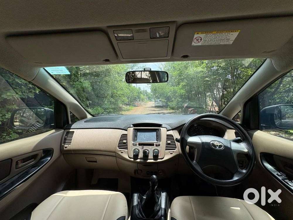 Toyota Innova 2.5 G (diesel) 8 Seater, 2015, Diesel
