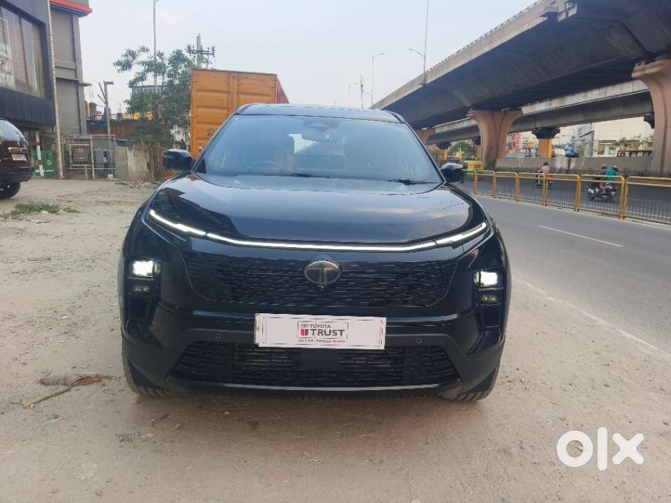 Tata Safari Accomplished Dual Tone, 2024, Petrol