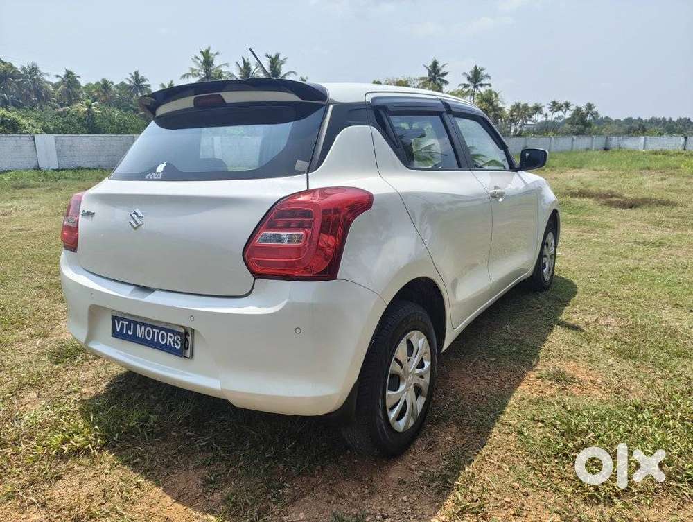 Maruti Suzuki Swift 2018 Amt Vxi, 2024, Petrol