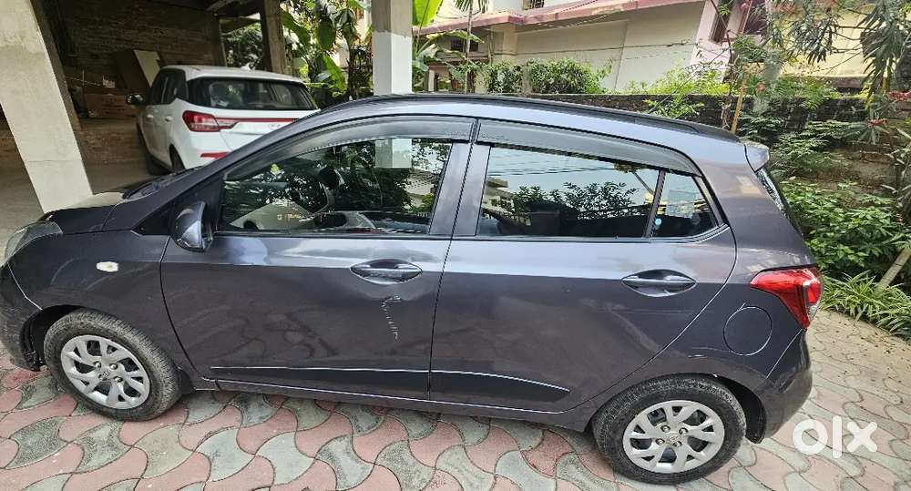 Hyundai Grand I10 2018 Petrol Well Maintained,