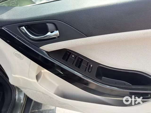 Tata Nexon Amt Xza Plus, 2023, Petrol