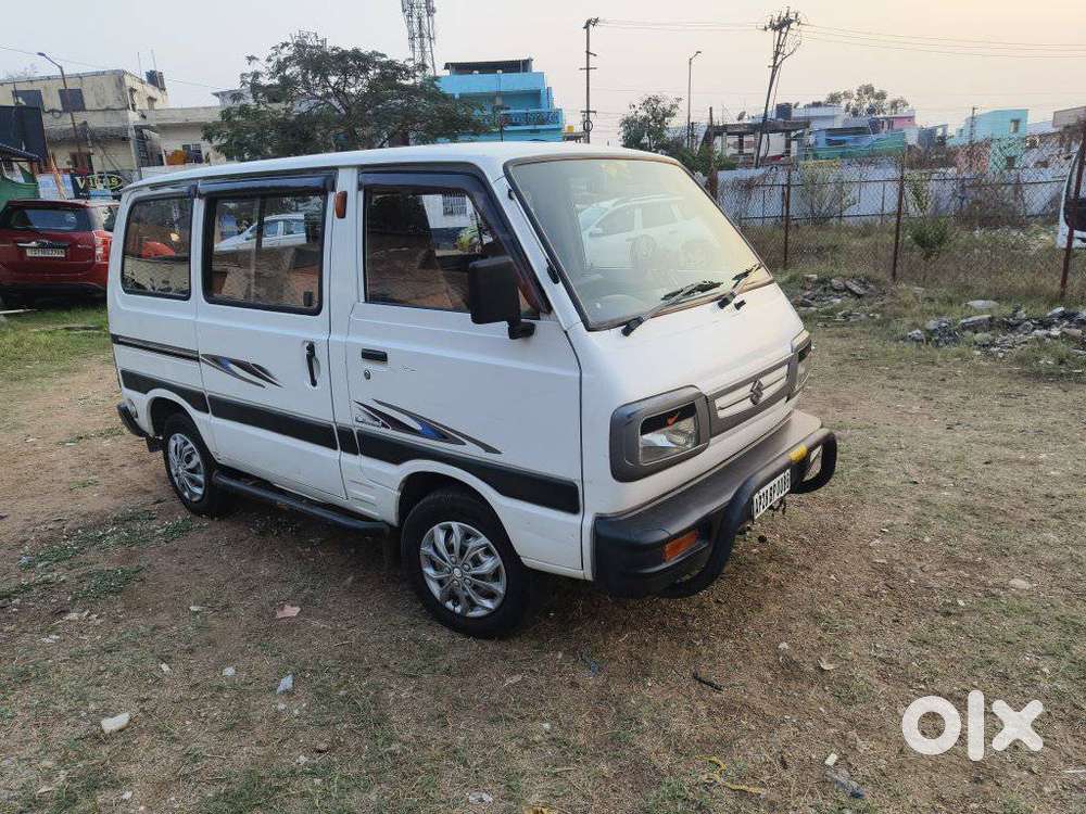 Maruti Suzuki Omni 8 Seater Bsiv, 2011, Petrol