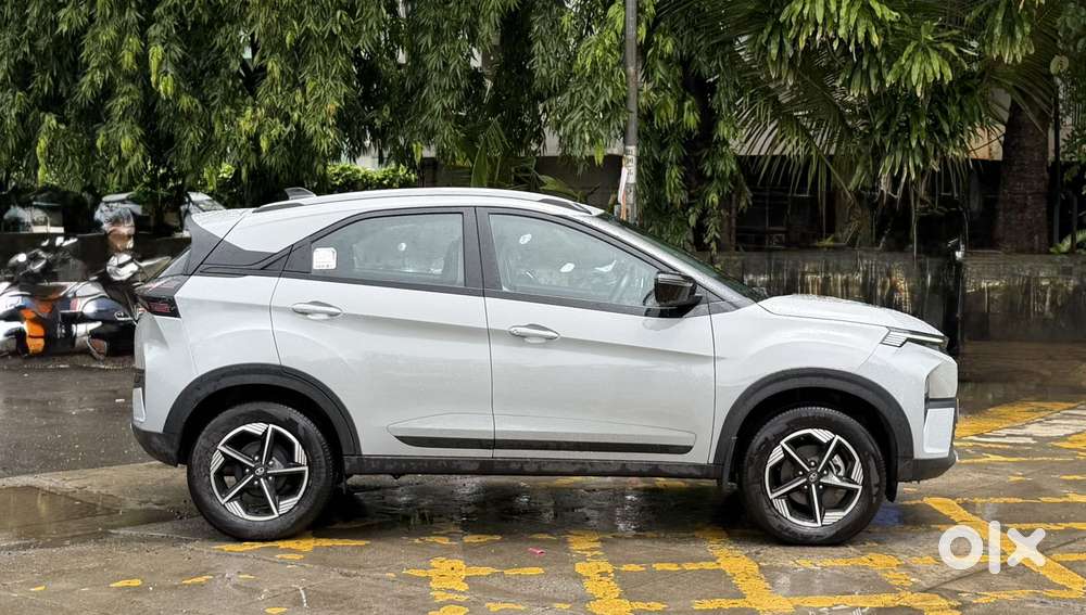 Tata Nexon, 2025, Cng & Hybrids