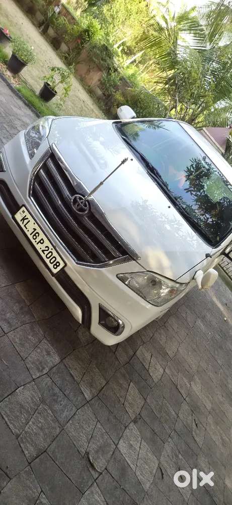 Toyota Innova 2.5 Ev 2015