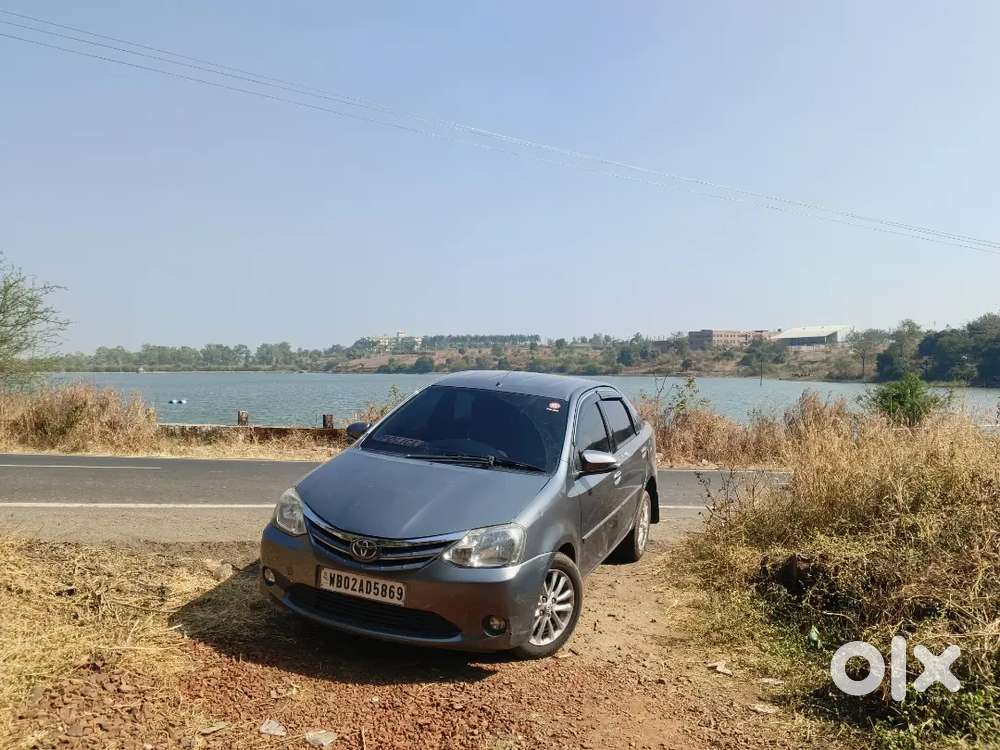 Toyota Etios 2013 Petrol 27300 Km Driven
