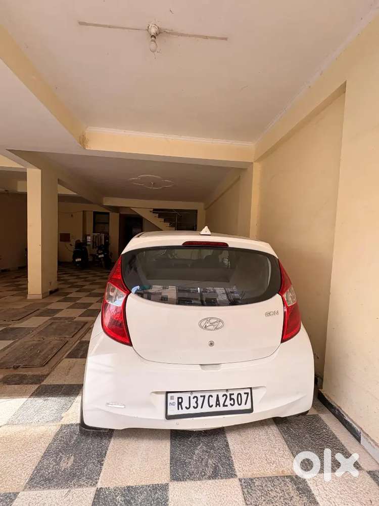 Hyundai Eon 2012 Petrol Lpg Company Fitted 74000 Km Driven