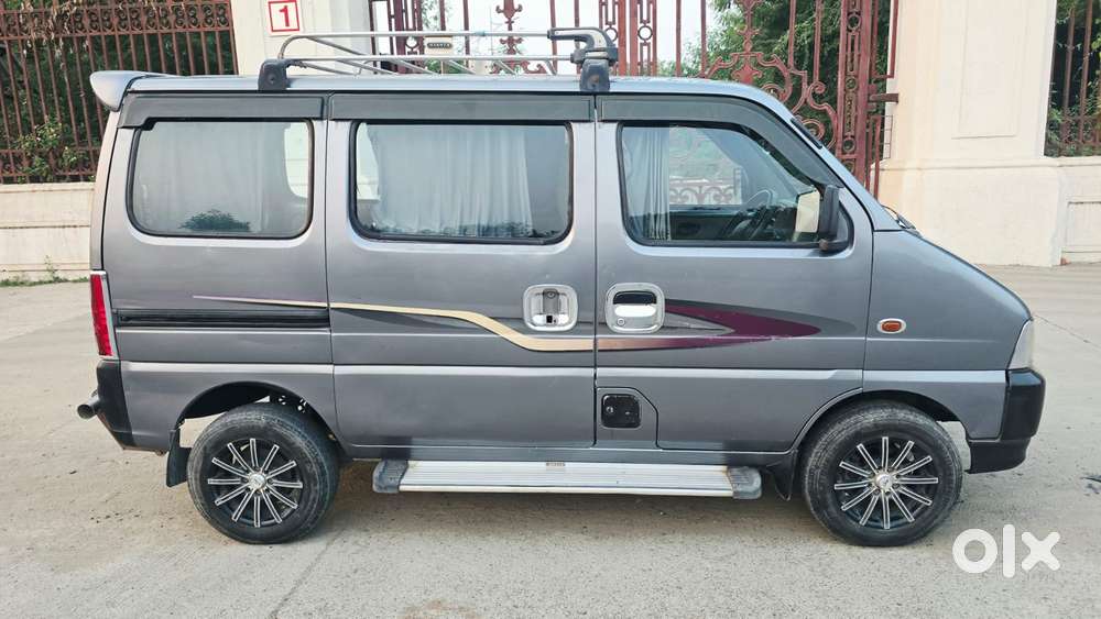 Maruti Suzuki Eeco 5 Str With A/c+htr, 2011, Petrol