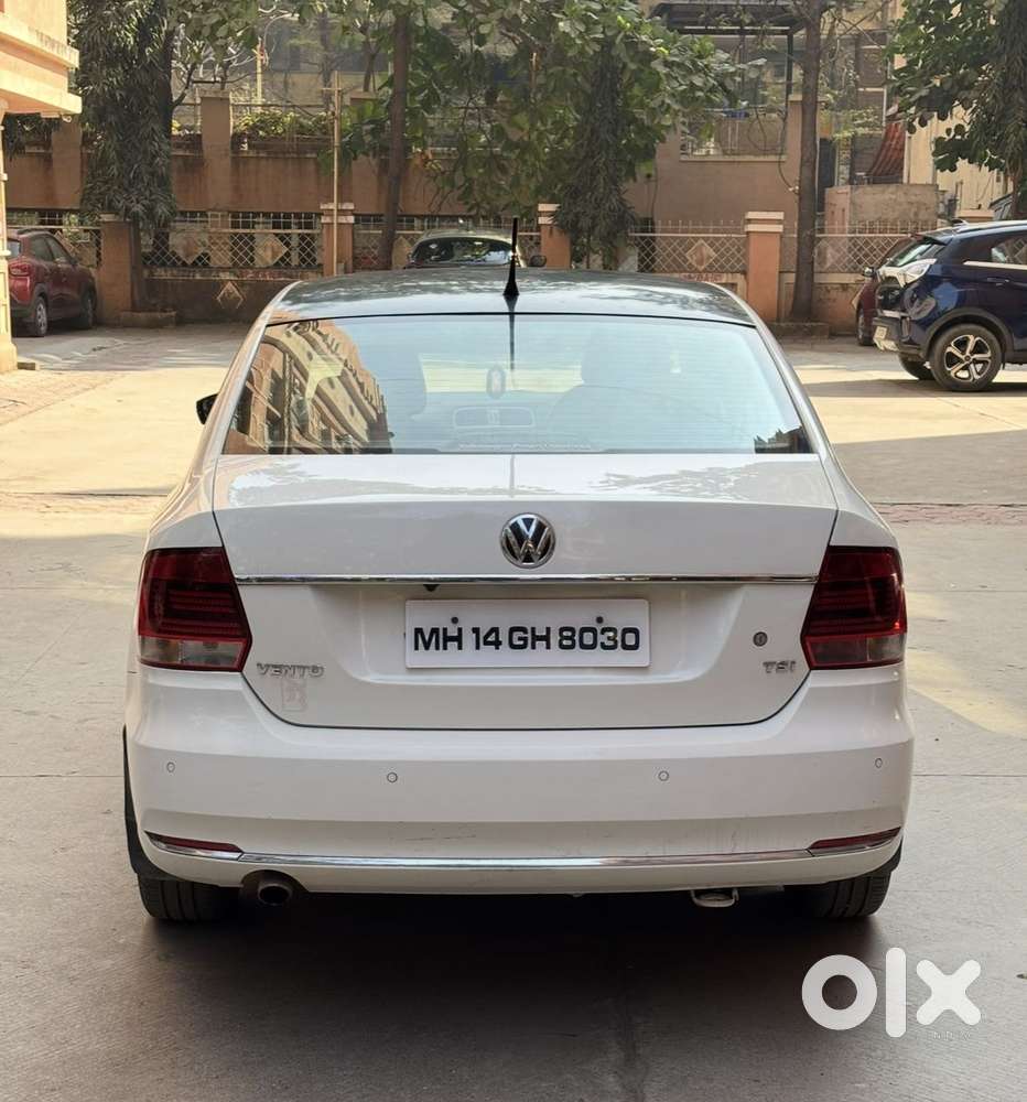 Volkswagen Vento 1.2 Tsi Highline Plus At, 2017, Petrol