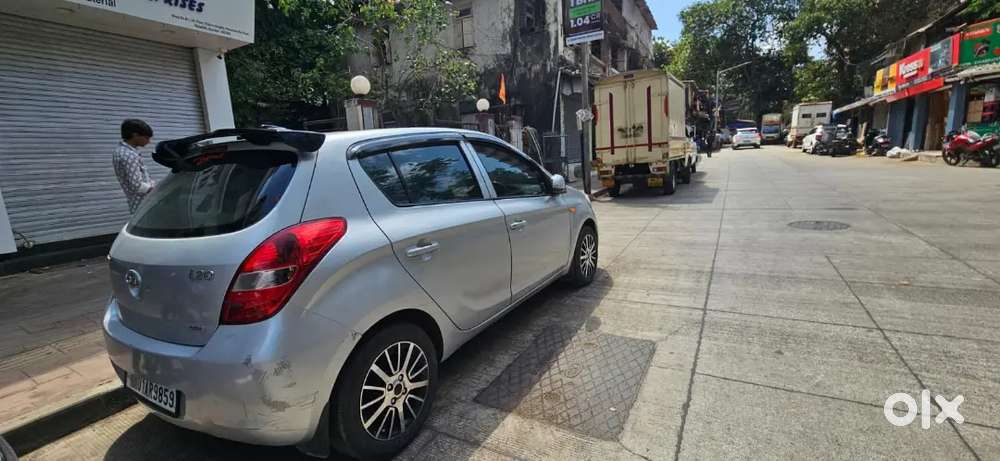 Hyundai I20 2010 Petrol Well Maintained.