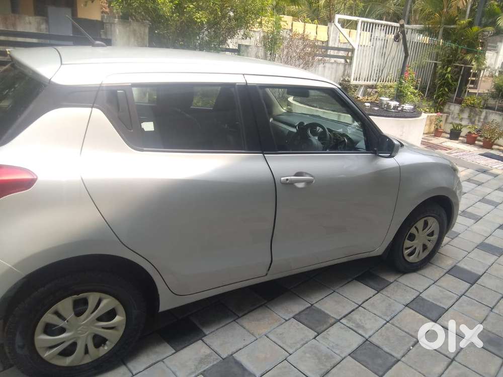 Maruti Suzuki Swift Vxi + Manual, 2018, Petrol