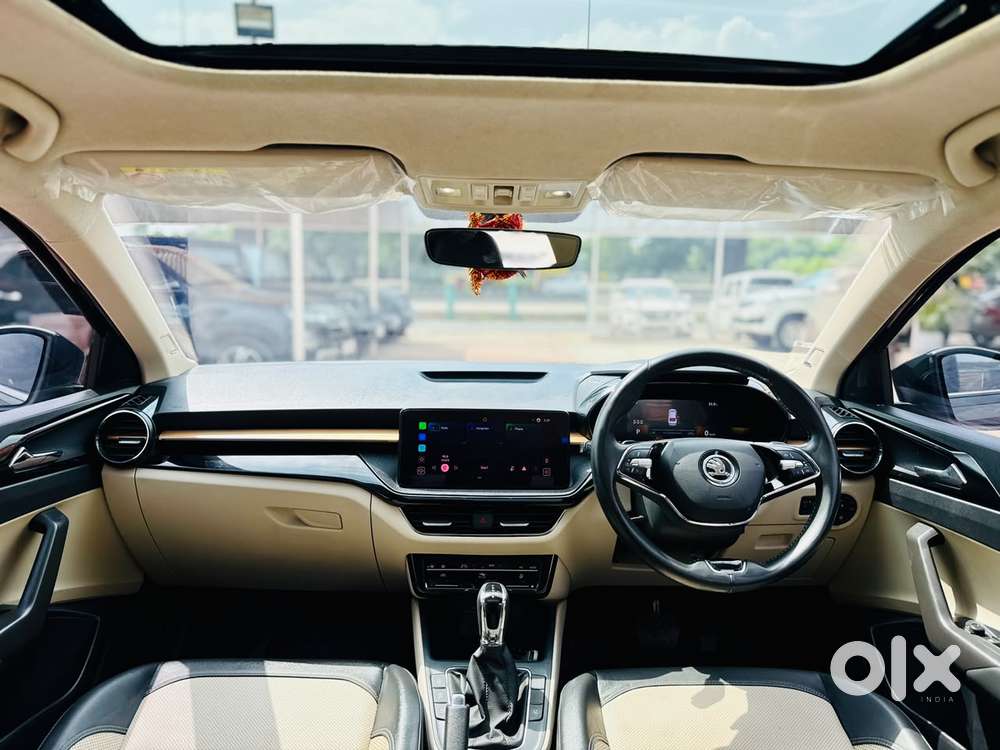 Skoda Slavia 1.5 Tsi Style At, 2025, Petrol
