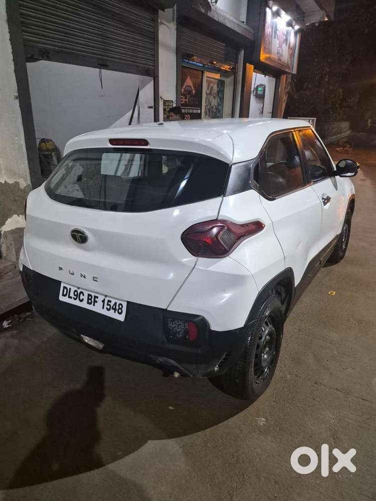 Tata Punch Pure Icng 2024 1st Owner