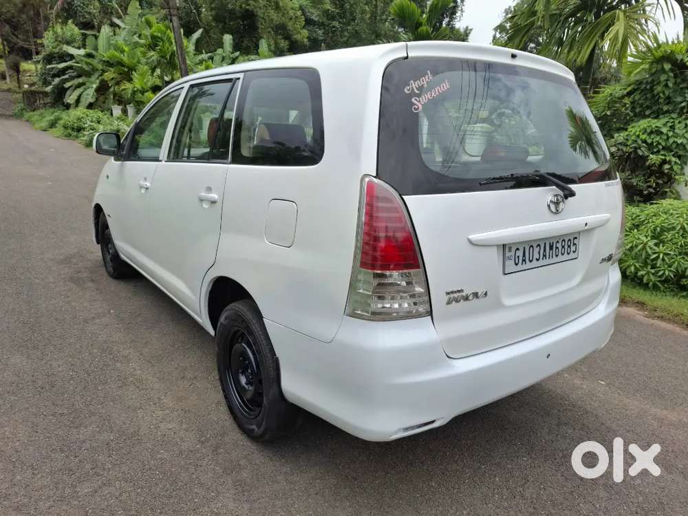 Toyota Innova 2.5 G 2010 Passing Till 2031 In Excellent Condition For