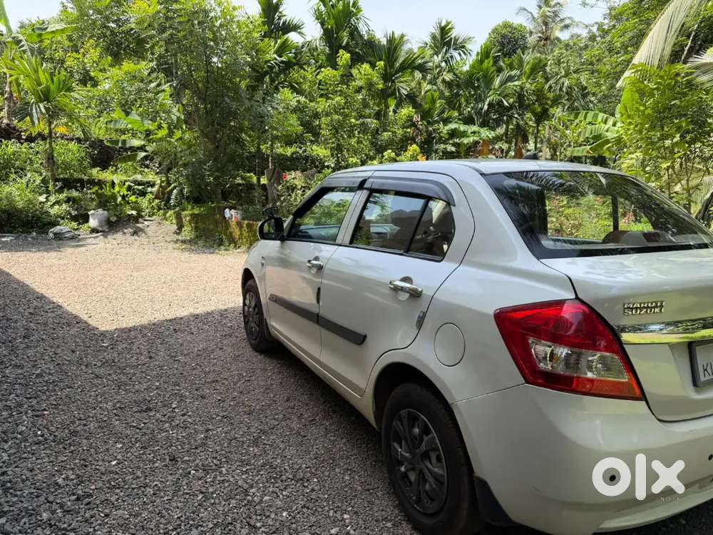 Maruti Suzuki Dzire 2018 Diesel 136000 Km Driven