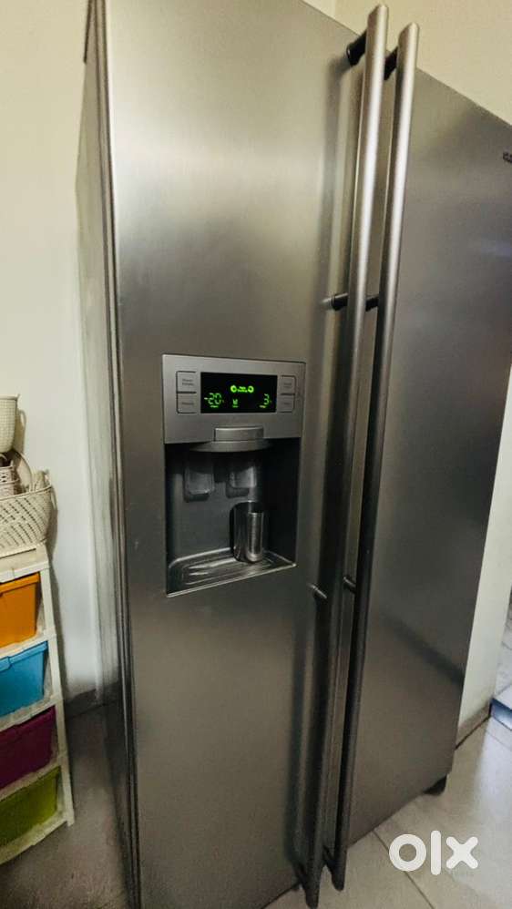 Samsung Double-Door Side by Side 585Lts Refrigerator – Well Maintained