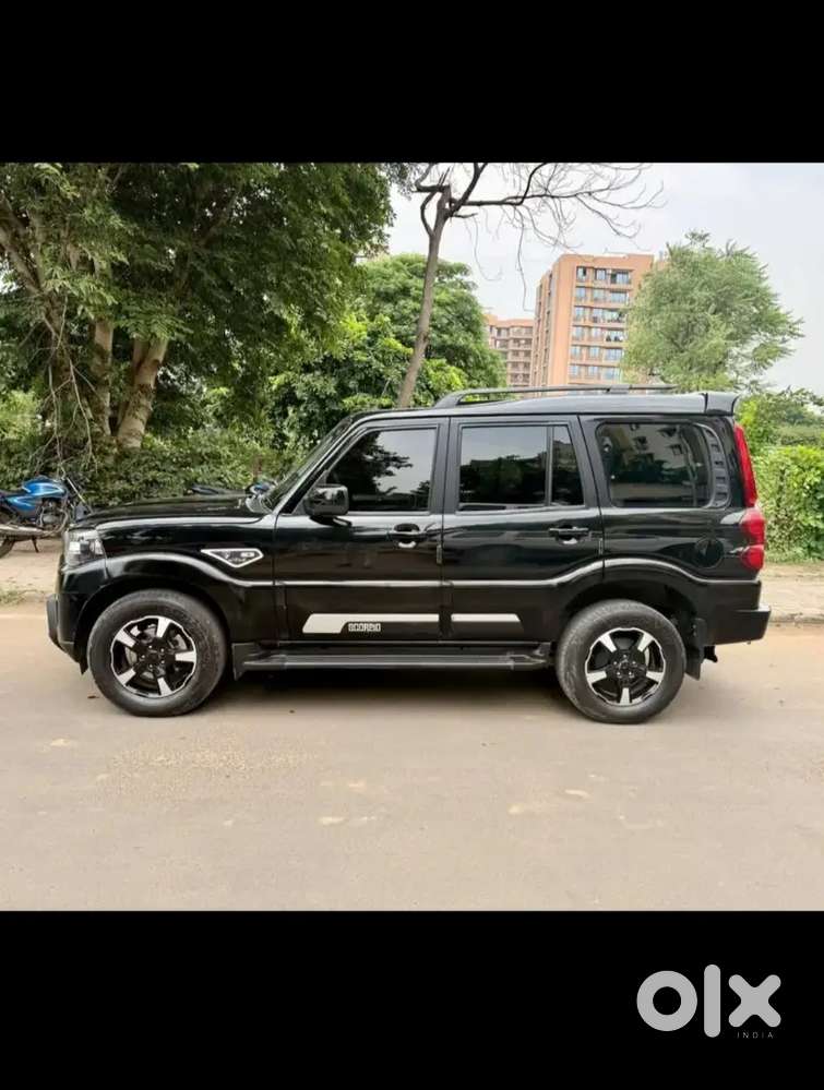Mahindra Scorpio Classic 2024 Diesel Manual