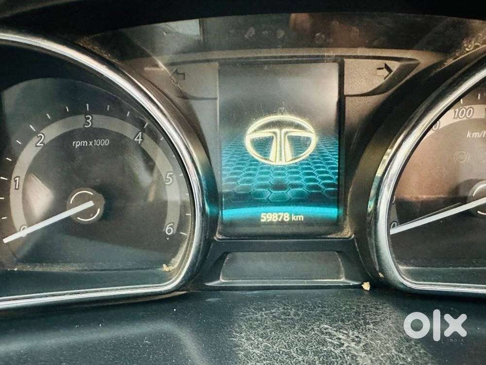 Tata Hexa 2.2 Xe 4x2 7 Str, 2018, Diesel