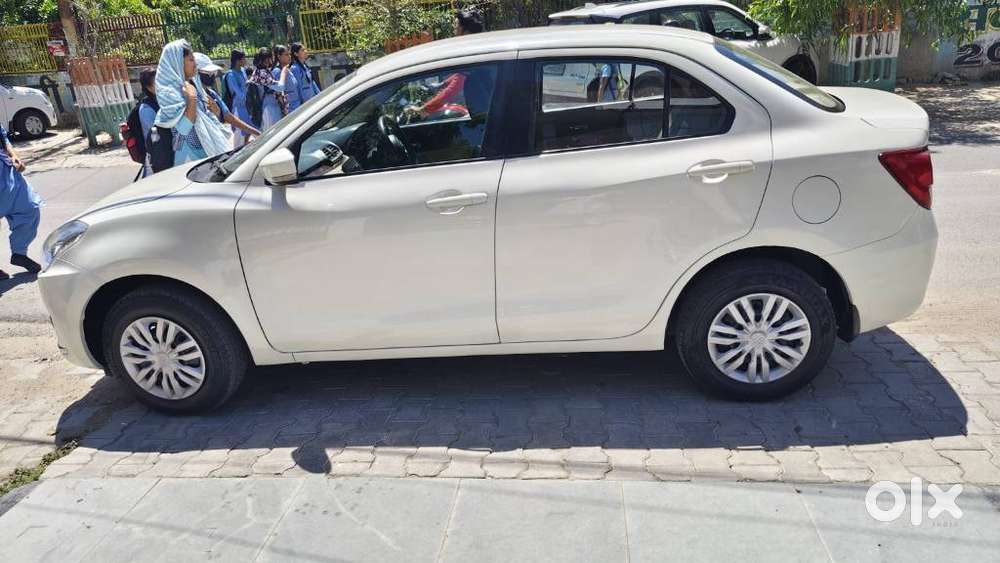 Maruti Suzuki Swift Dzire Vdi Optional, 2018, Diesel
