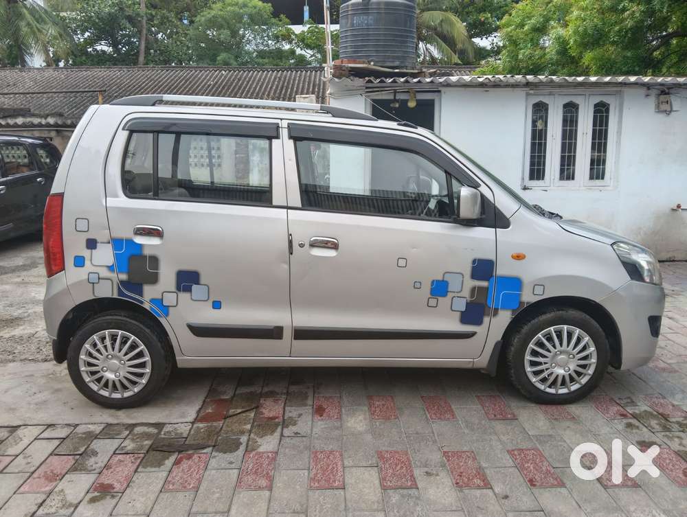 Maruti Suzuki Wagon R Vxi Opt, 2017, Petrol