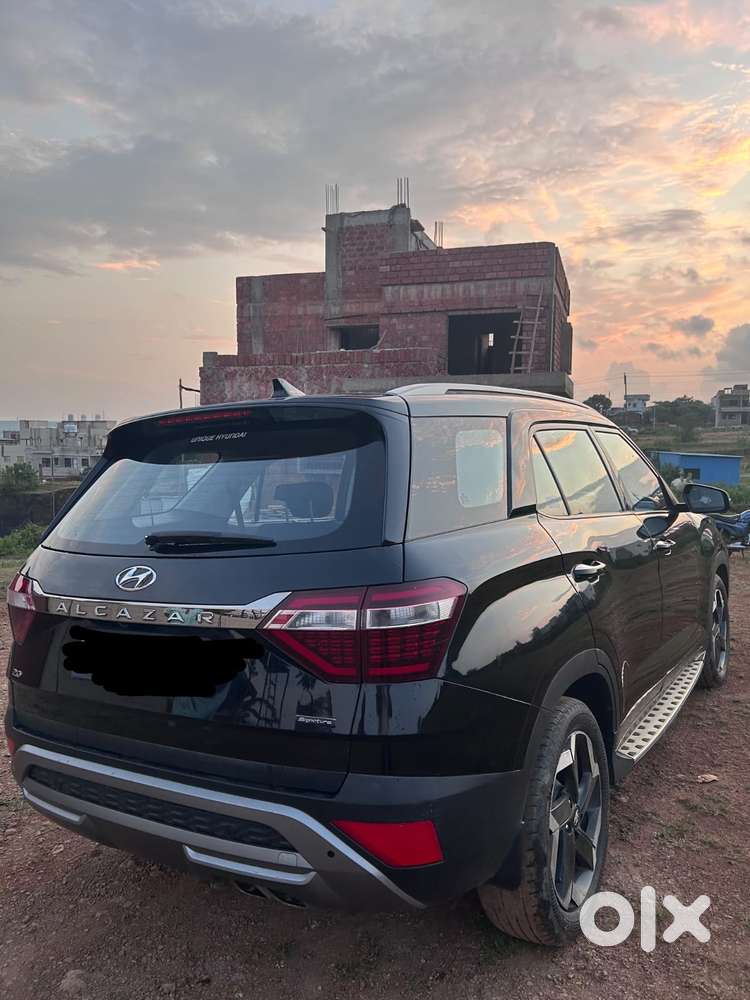 Tata Safari 2.0 Kryotec Xt Plus Dark Edition, 2023, Diesel