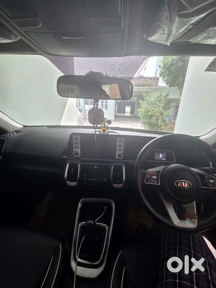 Kia Sonet 2021 Petrol Well Maintained