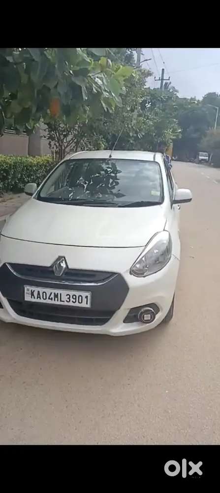 Renault Scala 1.5 Petrol 2012