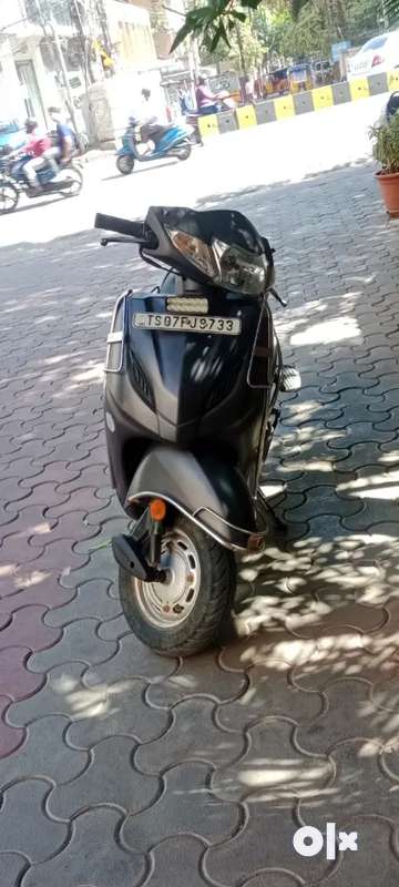 Activa 2nd best sale hand scooty