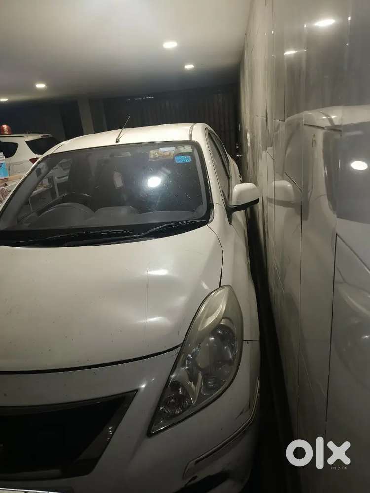 Nissan Sunny Petrol 2011