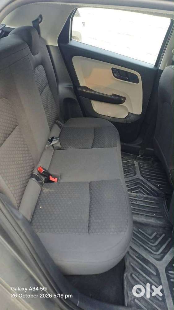 Tata Altroz 1.2 Xt, 2022, Petrol