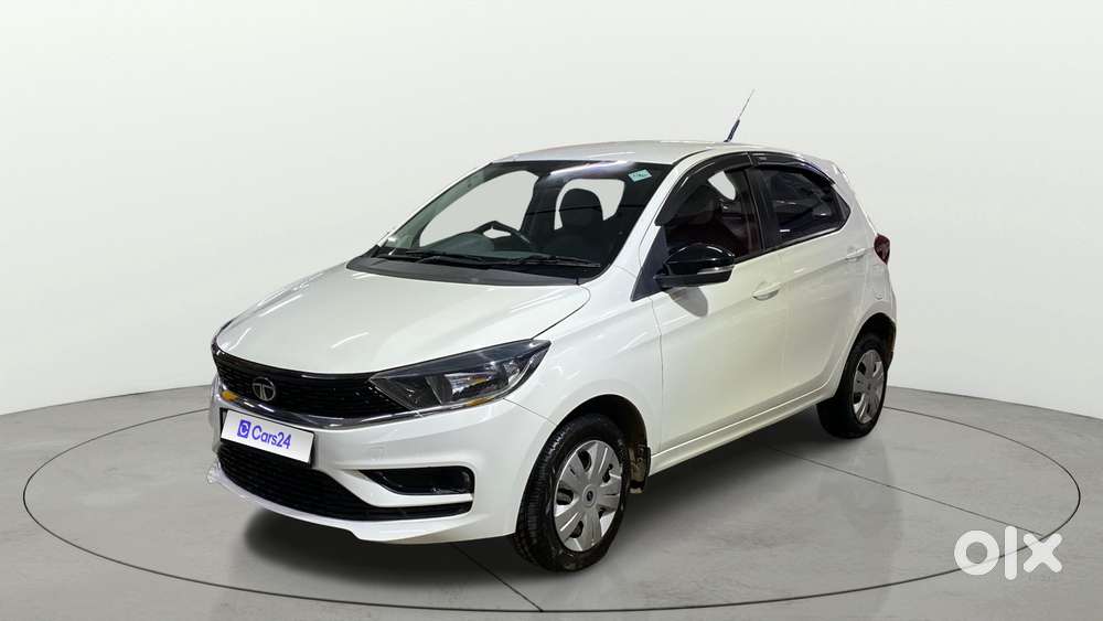 Tata Tiago Xz Plus Cng Dual Tone, 2025, Cng & Hybrids