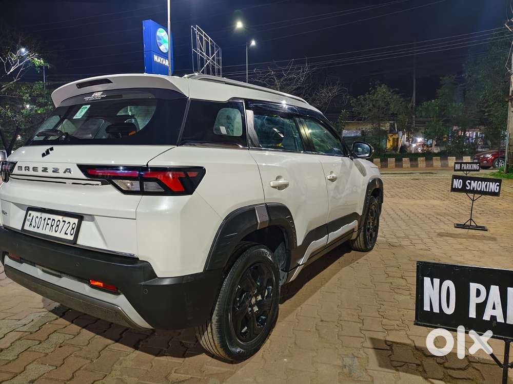 Maruti Suzuki Vitara Brezza 1.5 Zxi, 2023, Petrol