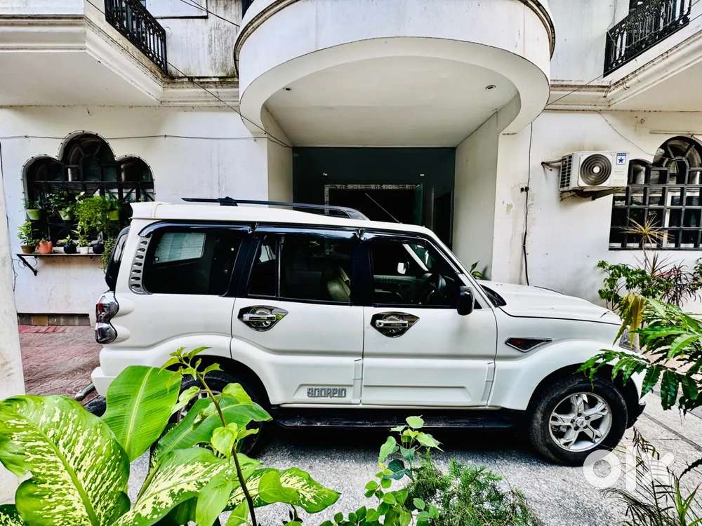 Mahindra Scorpio S10, 2014, Diesel