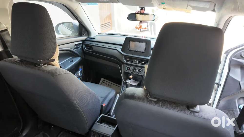 Sale/ Rent Maruti Suzuki Brezza 2024 Lxi