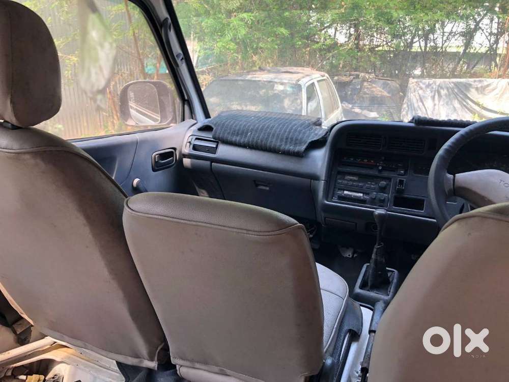 Imported Embassy Hiace