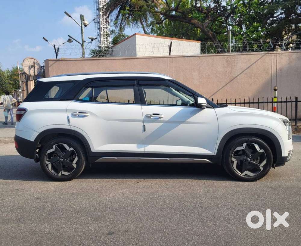 Hyundai Alcazar Platinum, 2021, Petrol