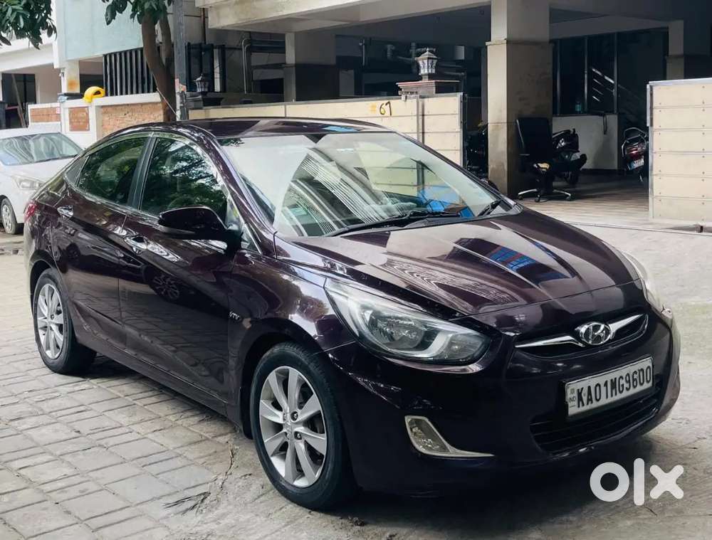 Hyundai Verna Vtvt 2011