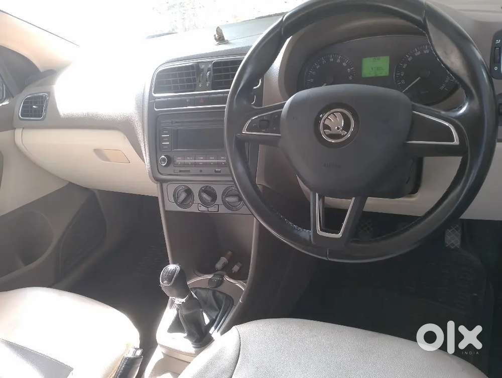 Skoda Rapid 2014 Diesel 97000 Km Driven