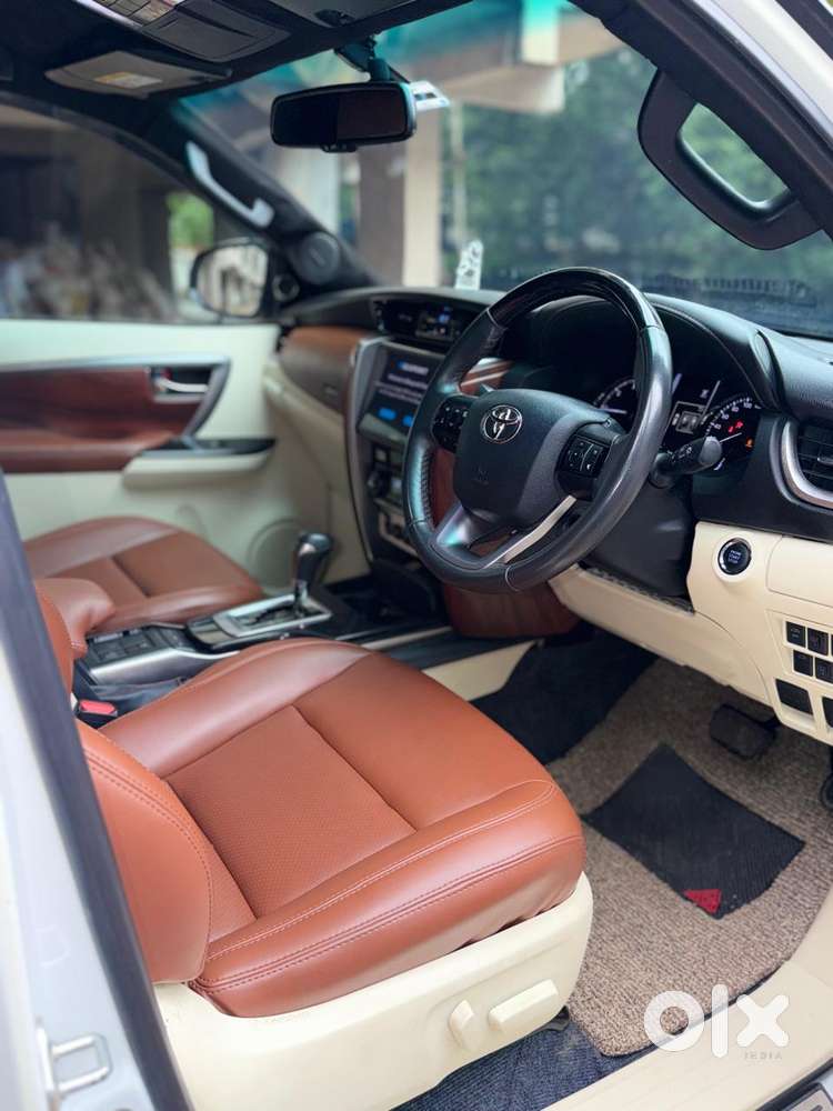 Toyota Fortuner Legender 4x2 At 2.8, 2023, Diesel