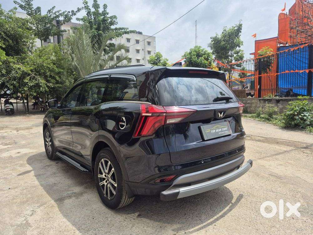 Mahindra Xuv700 2.0 Ax 7 Petrol Mt Str, 2024, Petrol