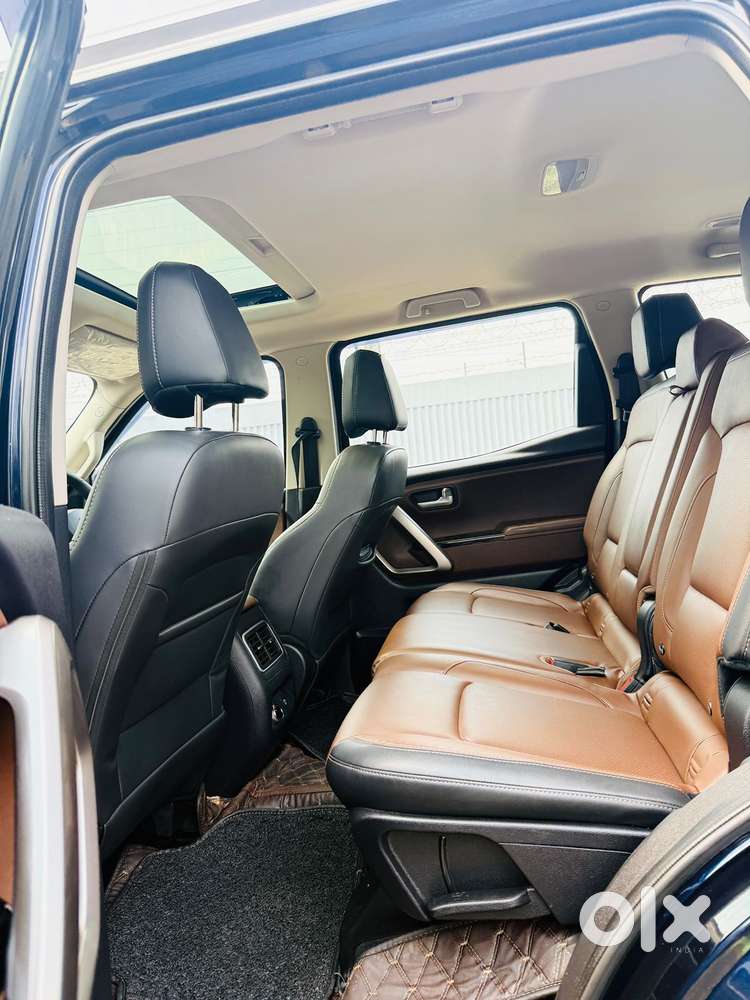 Mahindra Scorpio N Z8 L Petrol Mt 6 Str, 2024, Petrol