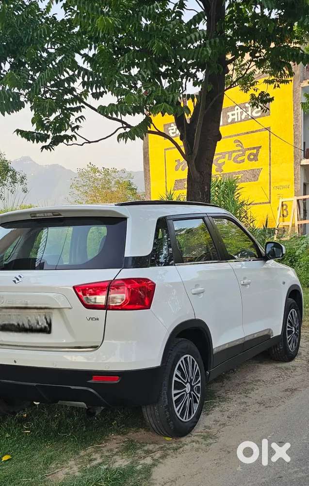Showroom Condition Brezza  Hp Number