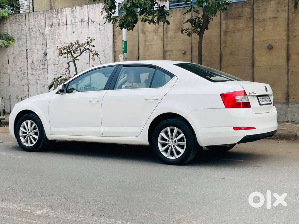 Skoda Octavia 2.0 Ambition Tdi Cr At, 2015, Diesel