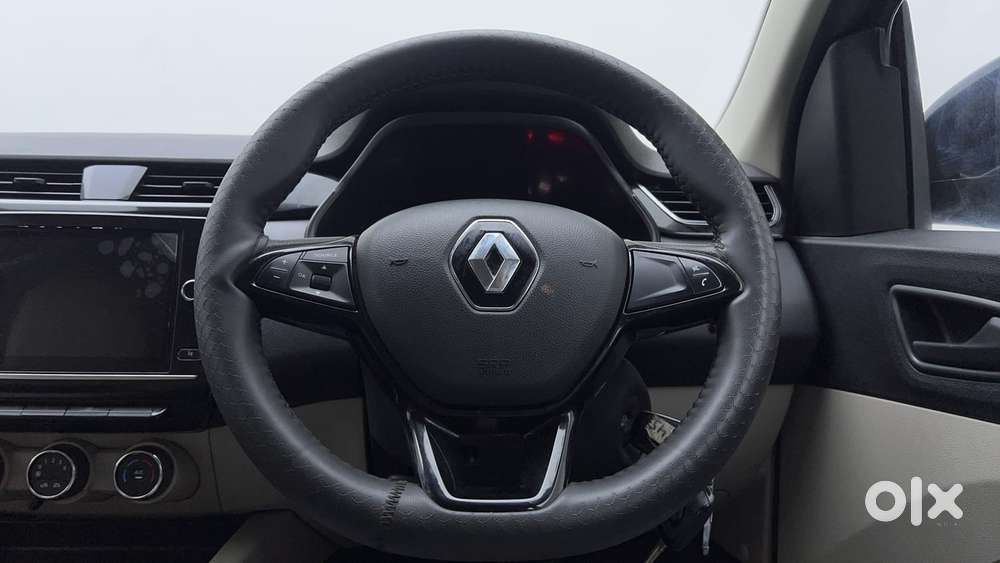 Renault Triber Rxt, 2022, Petrol