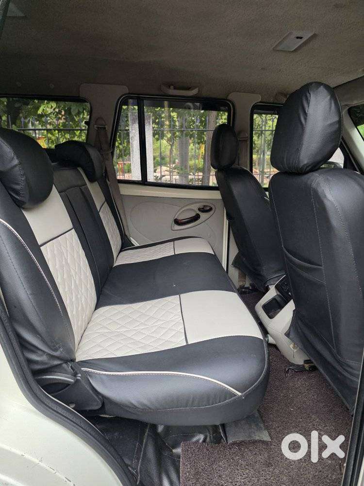 Mahindra Scorpio S4, 2015, Diesel