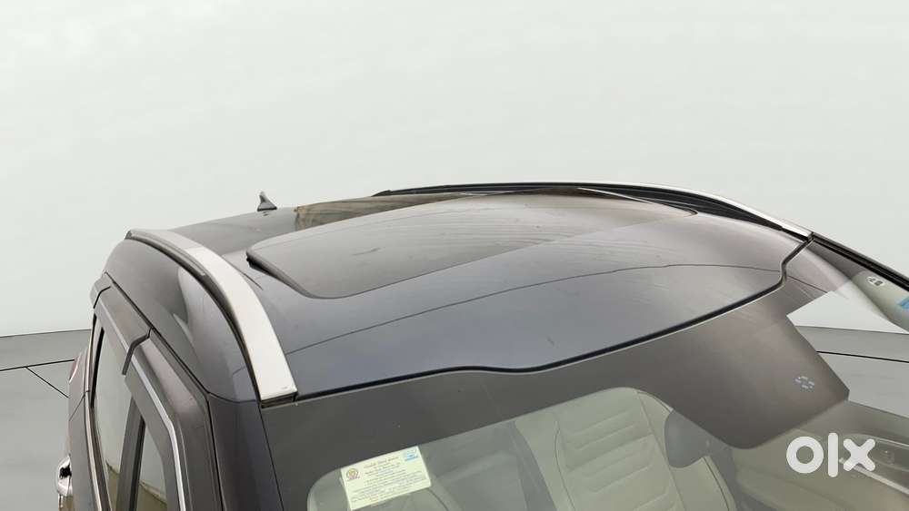 Kia Carens 1.4 Luxury Plus Dct 7 Str, 2022, Petrol