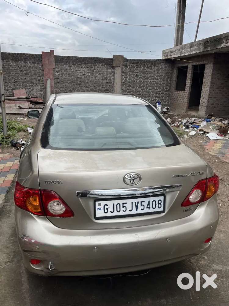 Toyota Corolla Altis 2010