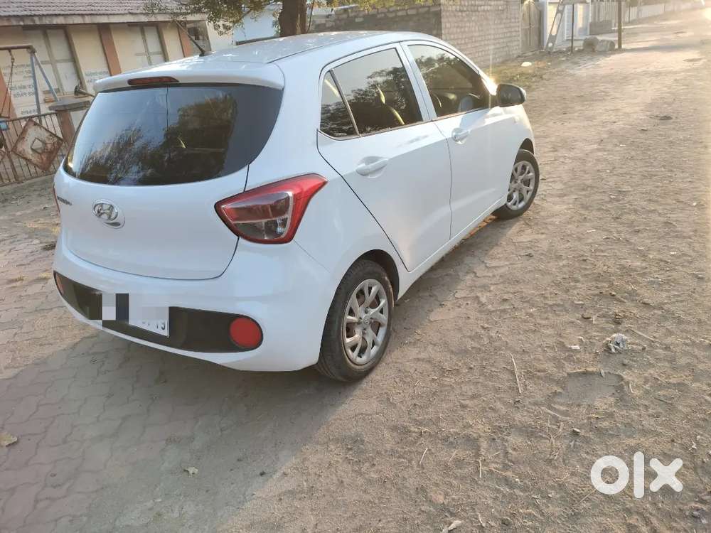 Hyundai Grand I10 355111 Cng & Hybrids 72455 Km Driven