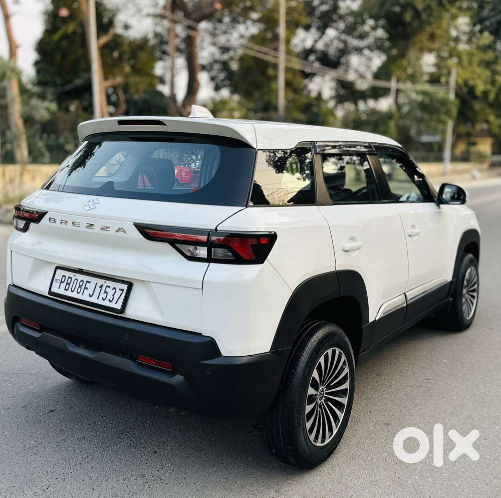 Maruti Suzuki Brezza 1.5 Vxi Smart Hybrid, 2024, Petrol