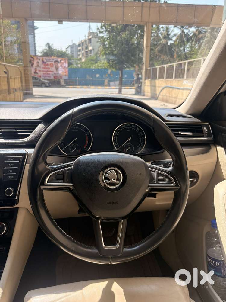 Skoda Superb Style 1.8 Tsi At, 2016, Petrol